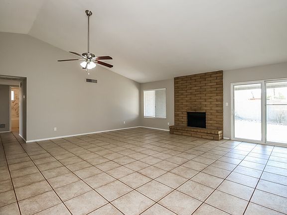 4th image of 1213 W Stottler Dr