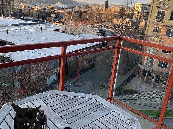 3rd image of 711 E Denny Way Unit 406