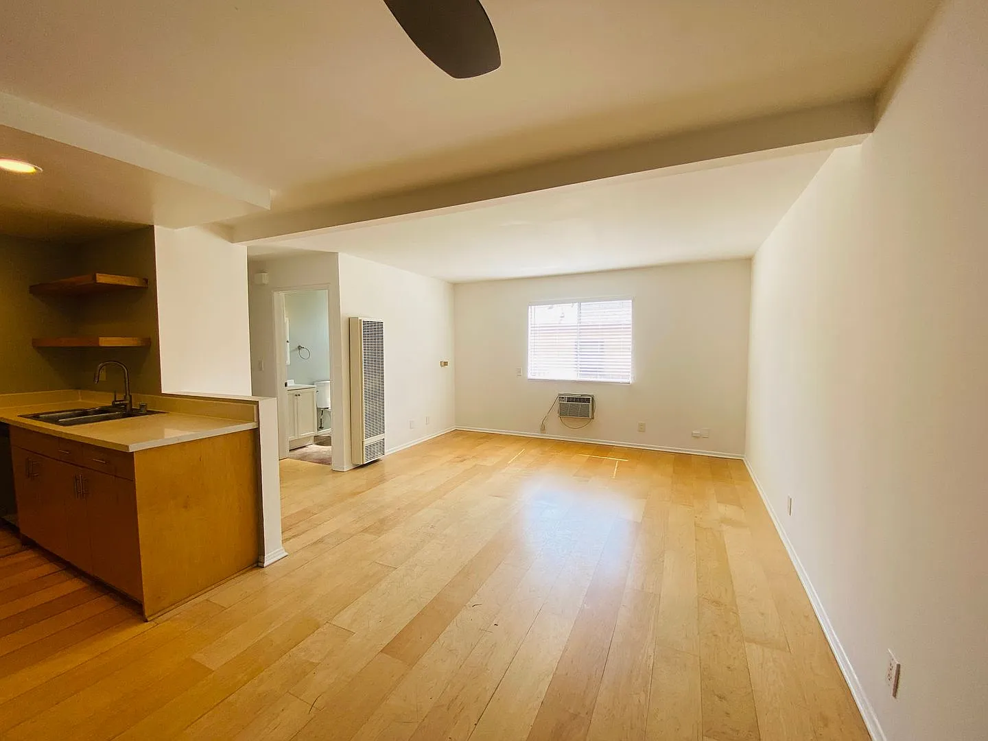 Glen Iris Apartments — Photo 4