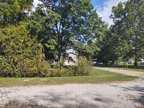 2nd image of 1062 County Road 1025n