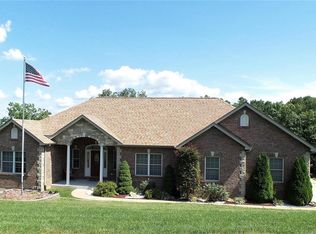 3318 Magnolia Ln, Festus, MO 63028