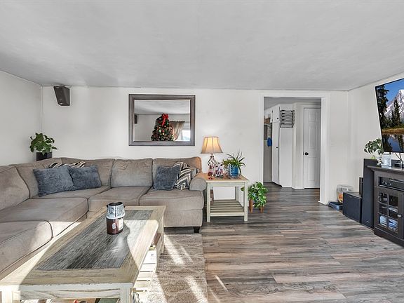 2nd image of 6 Hillside Ave
