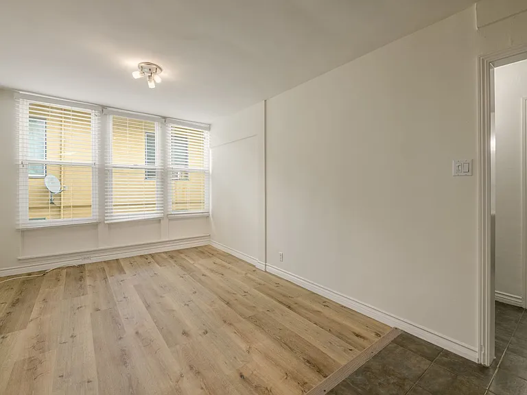 6871 Franklin Ave - Hollywood Cozmo — Photo 31