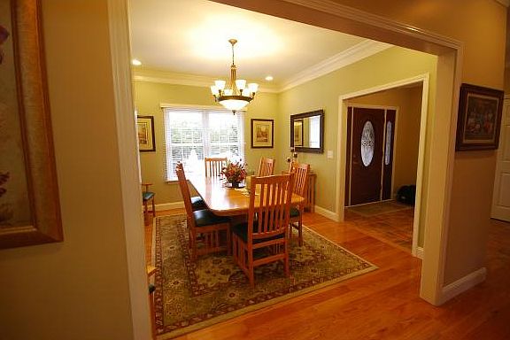 3rd image of 1001 Laurelwood Dr
