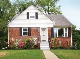 4904 Bangor Dr, Kensington, MD 20895