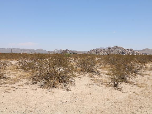 5th image of 17400 Wagon Wheel Dr