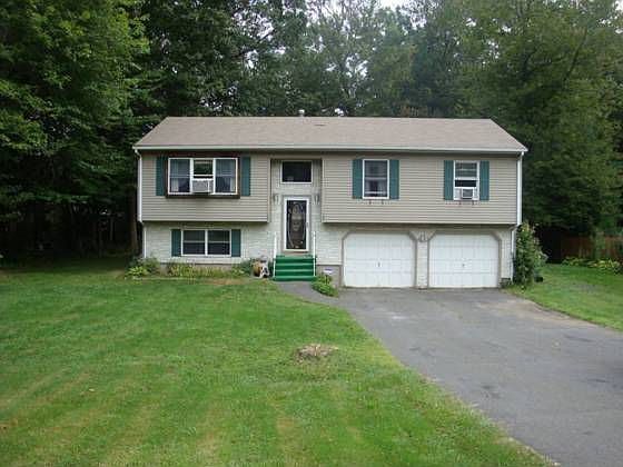 2nd image of 8 Southside Ct