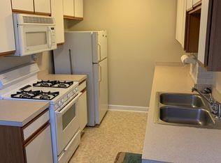 19 Lowndes Hill Rd #B, Greenville, SC 29607