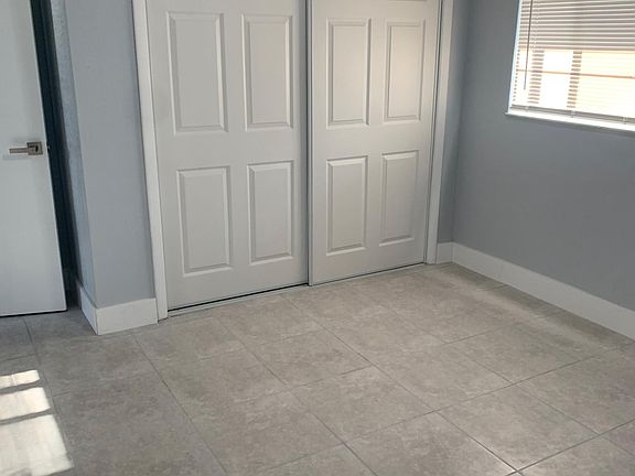 2nd image of 4930 Salmon Dr #4932