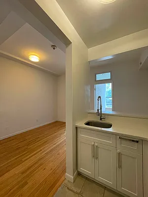 Rented by Kole Group | media 7