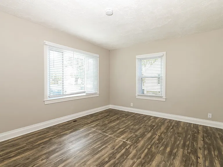 4712 Dohn Rd — Photo 9