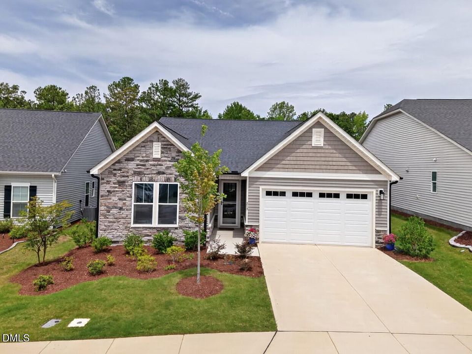 1st image of 213 Falls Village Dr