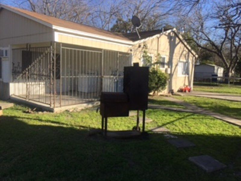 1st image of 106 Balboa Ave