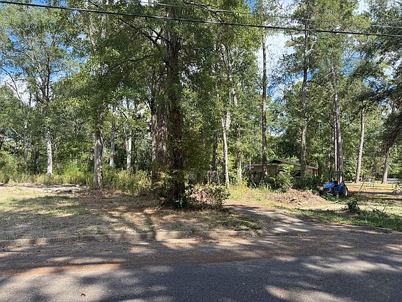 4th image of Pid 159835 Broadmoor Dr
