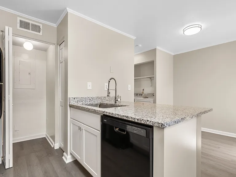 8 Hayti Ln — Photo 10