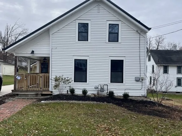 207 Water St, Chardon, OH 44024