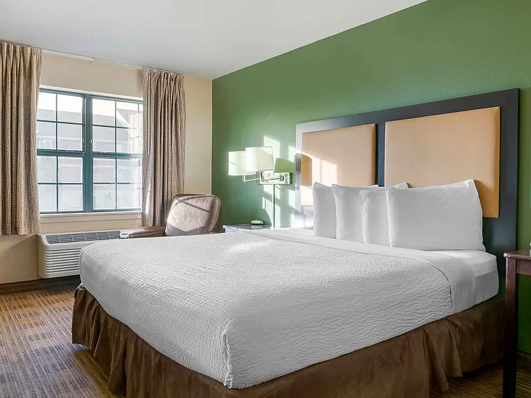 Studio Suite - 1 King Bed