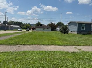 917 Mulberry St, Ironton, OH 45638