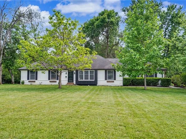 1769 N 300th Rd, Baldwin City, KS 66006