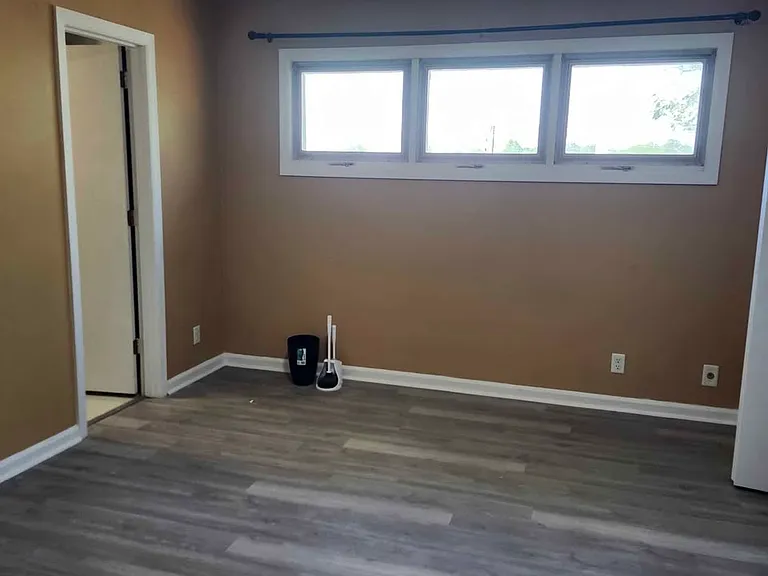 1944 Goldsmith Ln #3 — Photo 3