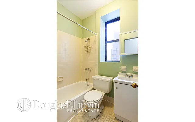 Sold by Douglas Elliman | media 18