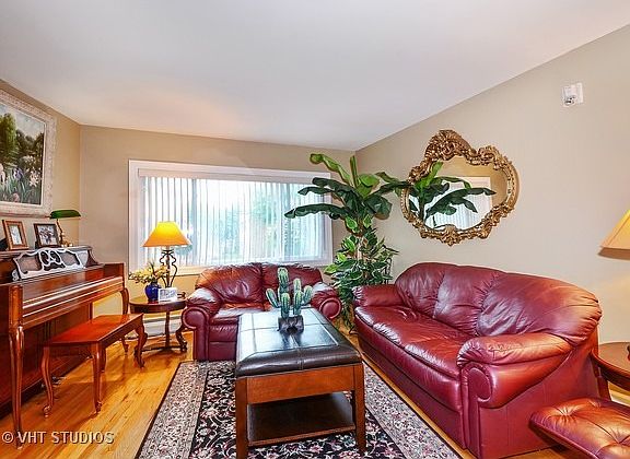 2nd image of 4842 Conrad St #1