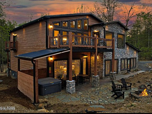 2nd image of 2880 McMahan Sawmill Rd