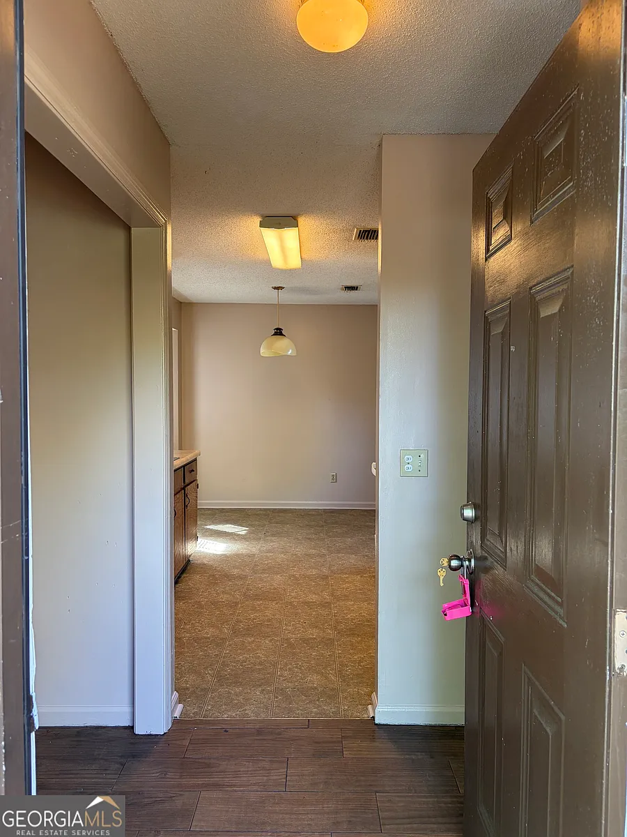 Building Photo - 500 S Orange Edwards Blvd #C
