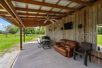 4th image of 42415 Big Oak Rd