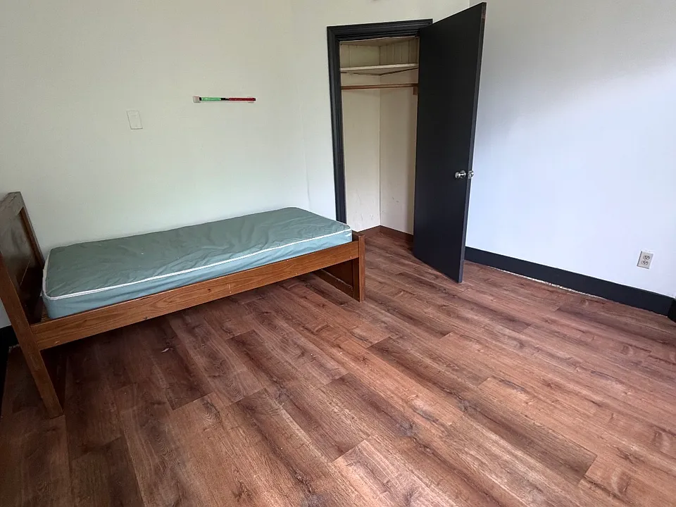 1141 South Ave #3