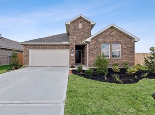 682 Daniels Lake Ln, Dayton, TX 77535