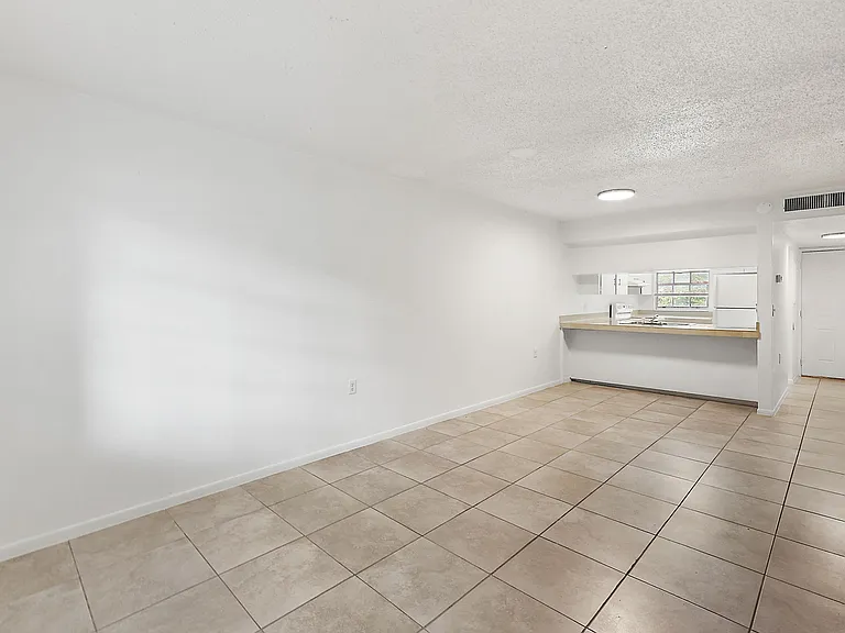 430 Euclid Ave #3 — Photo 3