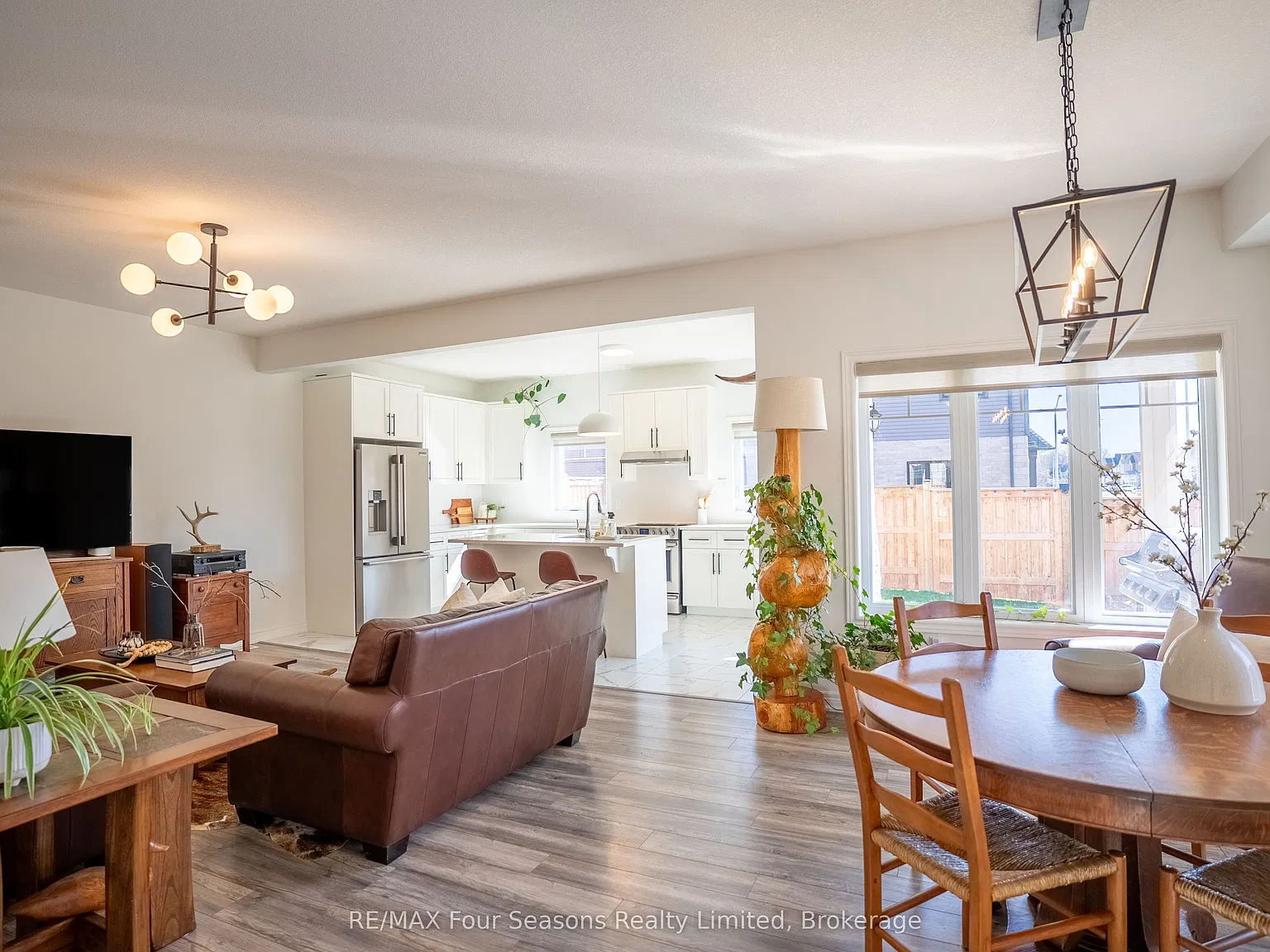 3 bed, $12,000 — Photo 4