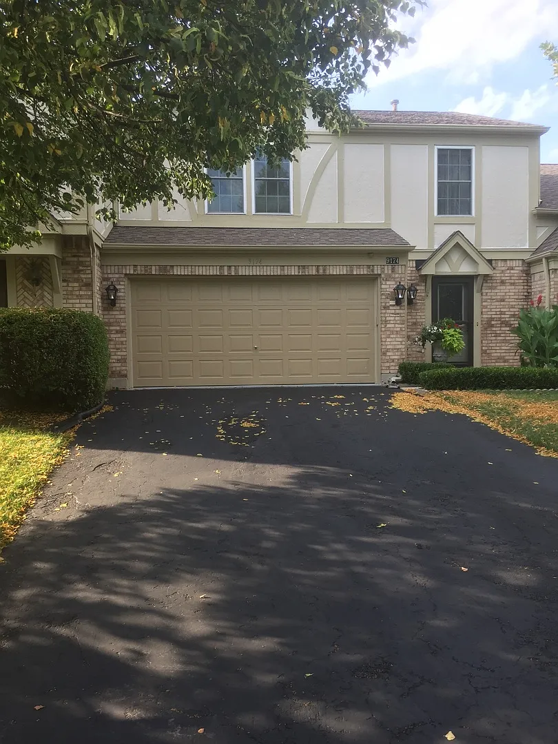 9174 Greencastle Ln photo 1