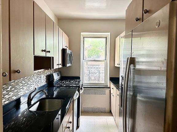 4th image of 6864 Yellowstone Blvd APT A23