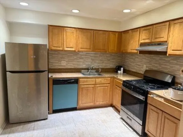 2730 Island Ave #1, Philadelphia, PA 19153