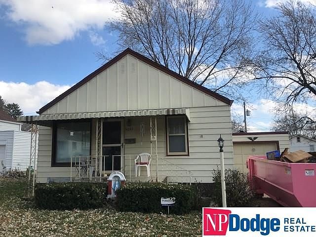 1st image of 6047 S 36th Ave