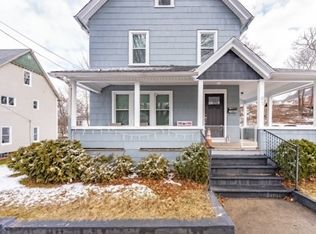 87 Oak St, Springfield, MA 01151