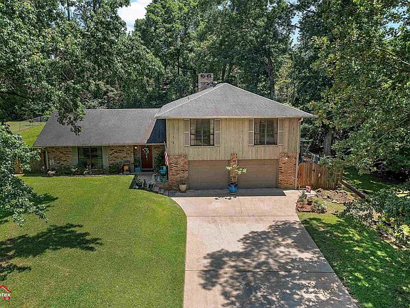4th image of 905 Moonbeam Ave
