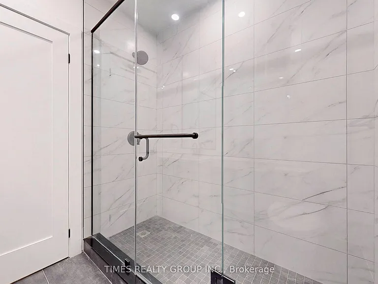 71 Gloucester St — Photo 18