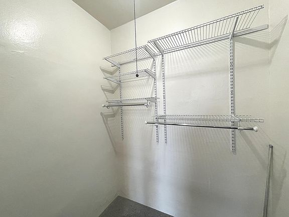 5th image of 37 W Saint Clair St APT 301