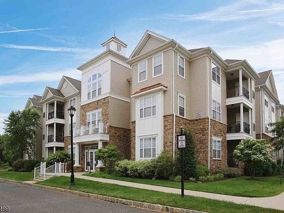 4th image of 3109 Enclave Cir #3109