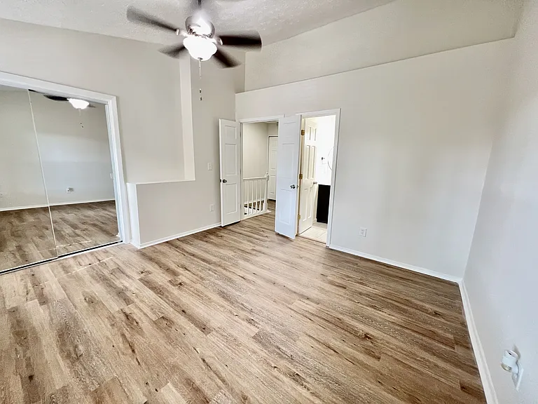 904 Wedgewood Way — Photo 15
