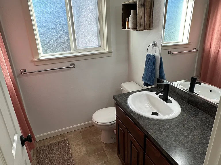 2130 Main St — Photo 5