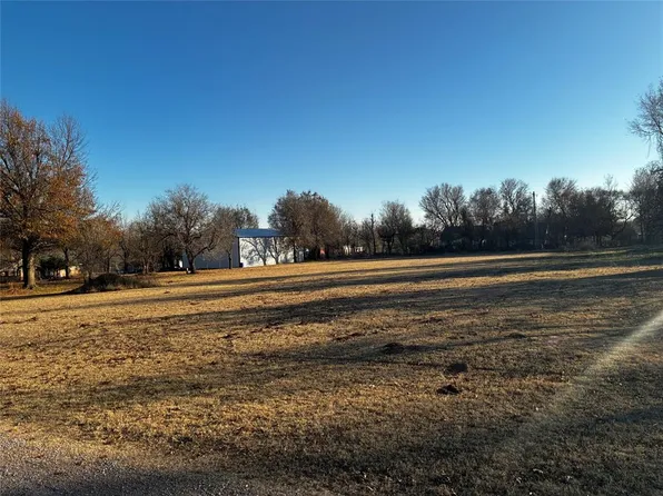 Hummingbird Cir Lot 18, El Reno, OK 73036