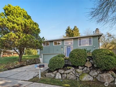6732 14th Avenue SW, Seattle, WA, 98106