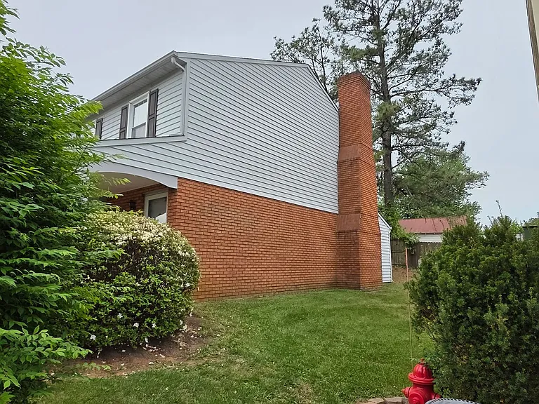 42 Cavalier Ct — Photo 2