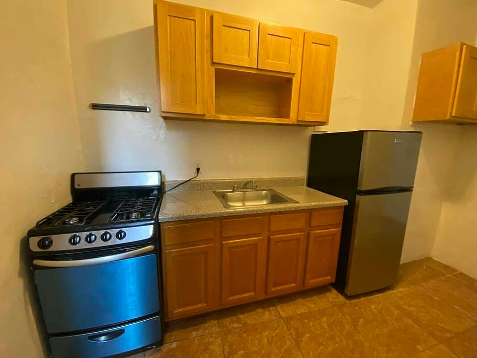 1st image of 808 Park Pl #C1
