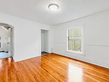 2 bed, 920 sqft, $1,695 — Photo 3