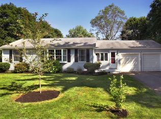 15 Warren St, Georgetown, MA 01833